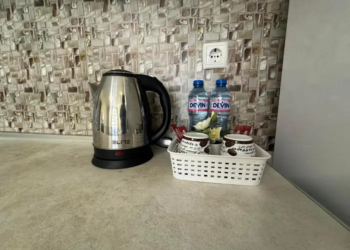 63rd Luxury One Bedroom *